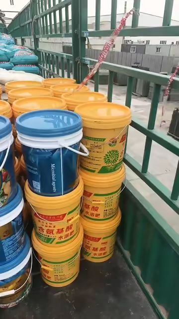 水溶肥搭配有机肥发一车，有需要的老板联系我